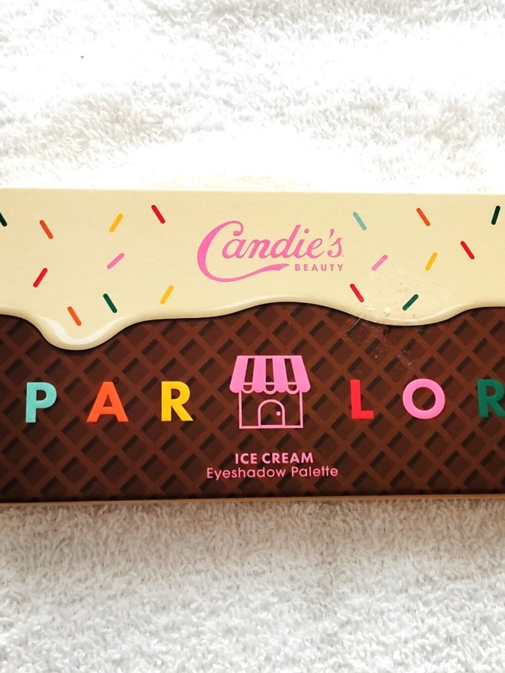 Candie's Beauty Parlor Ice Cream Eyeshadow 18 Wells Palette Cosmetics